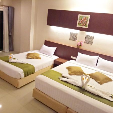 7 Sky Residency Hotel Patong Kültér fotó
