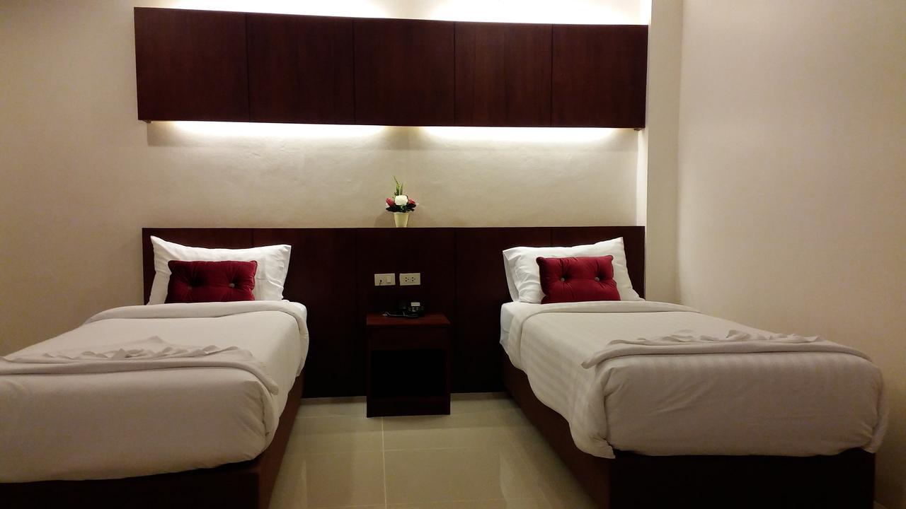 7 Sky Residency Hotel Patong Kültér fotó