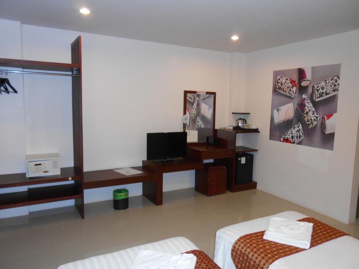 7 Sky Residency Hotel Patong Kültér fotó