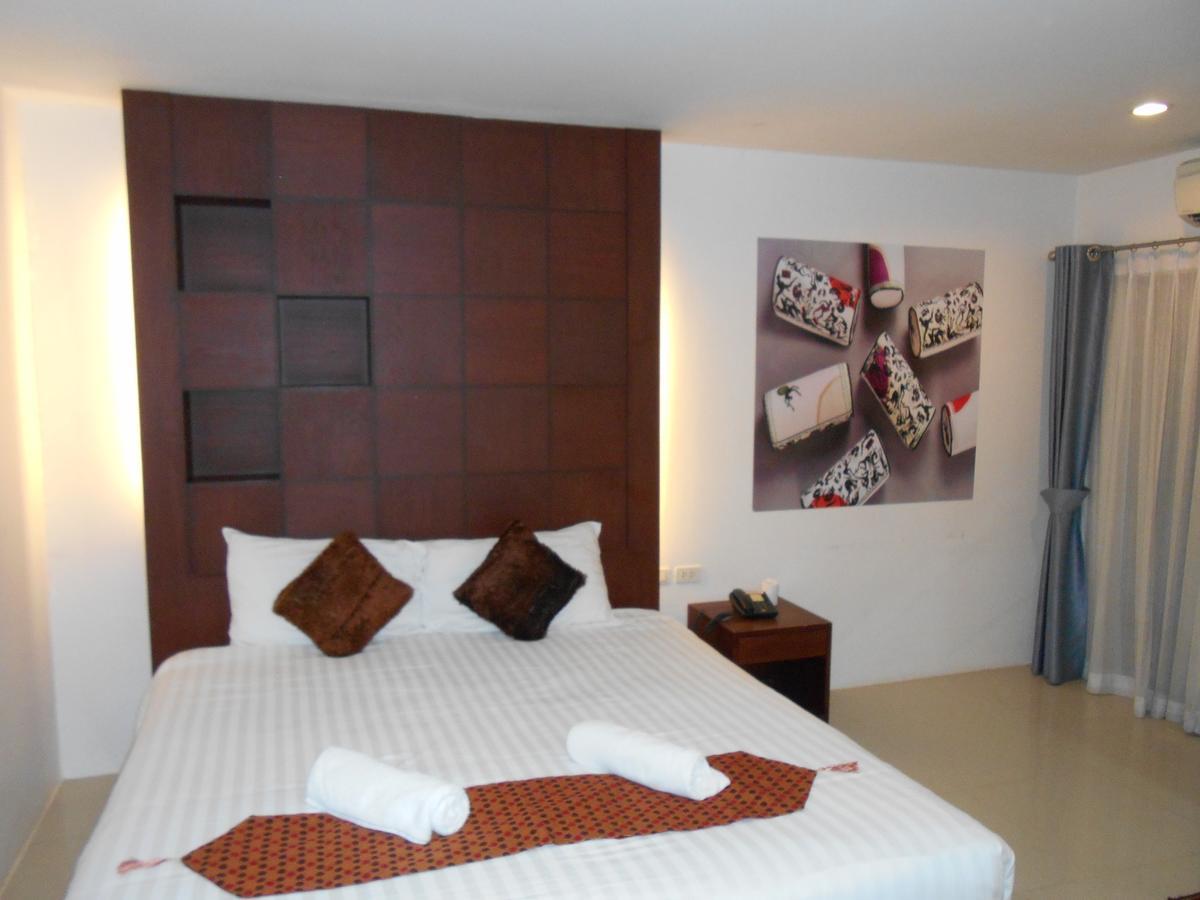 7 Sky Residency Hotel Patong Kültér fotó