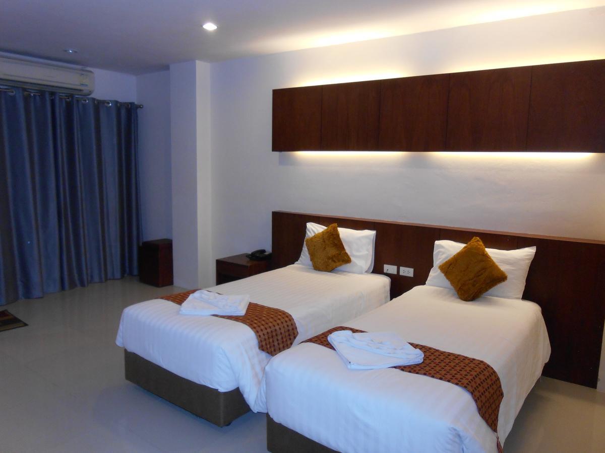 7 Sky Residency Hotel Patong Kültér fotó