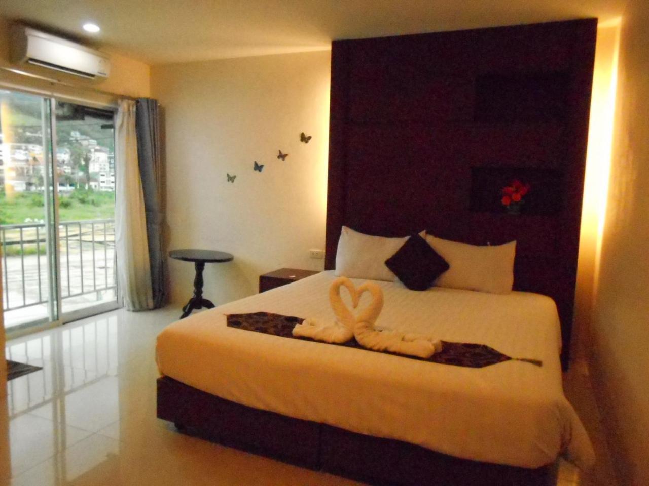 7 Sky Residency Hotel Patong Kültér fotó