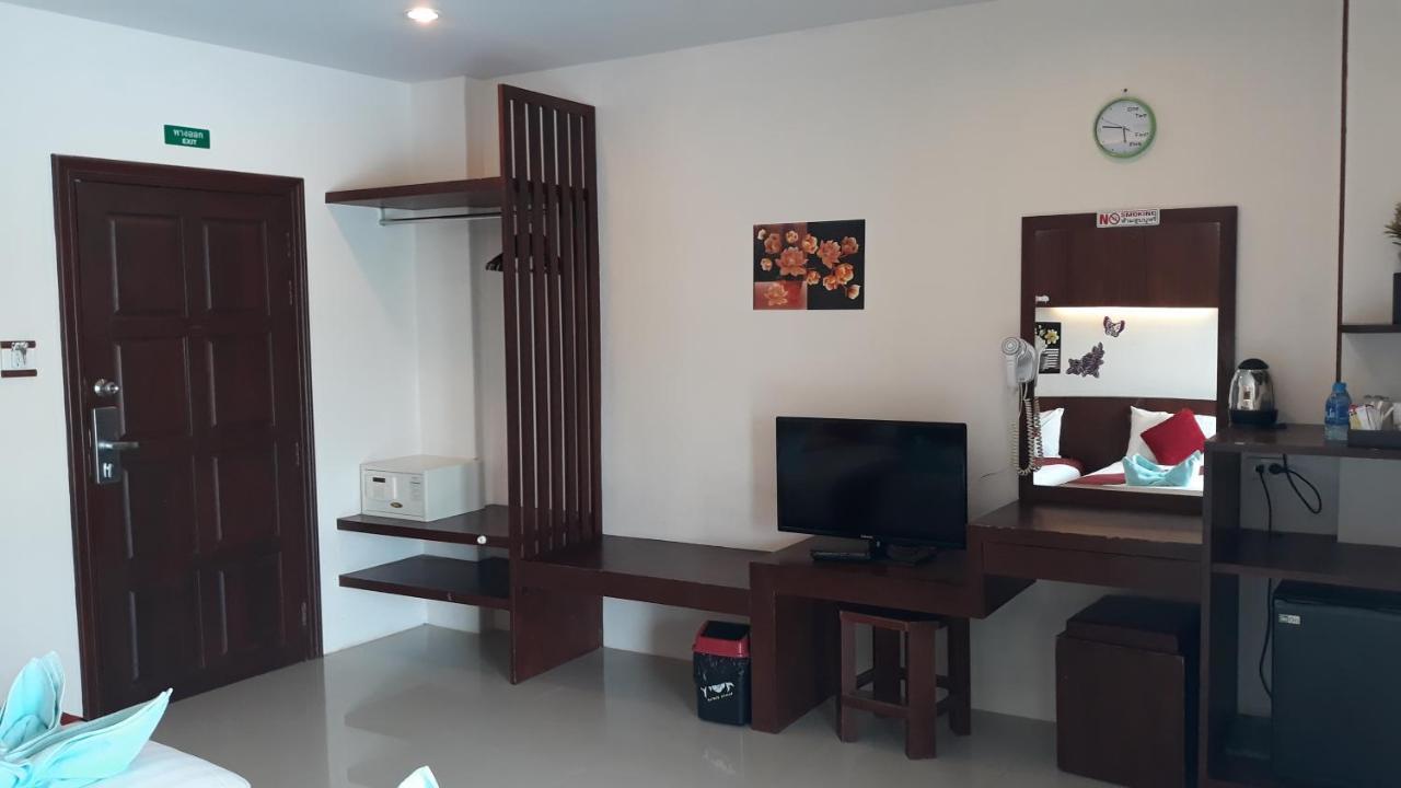7 Sky Residency Hotel Patong Kültér fotó