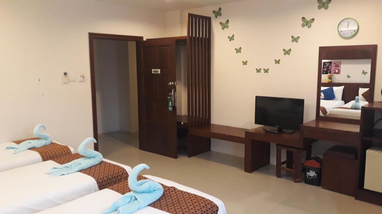 7 Sky Residency Hotel Patong Kültér fotó