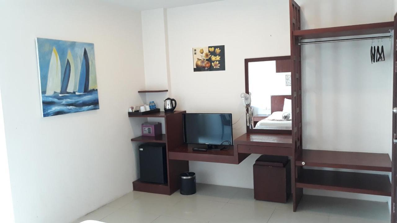 7 Sky Residency Hotel Patong Kültér fotó