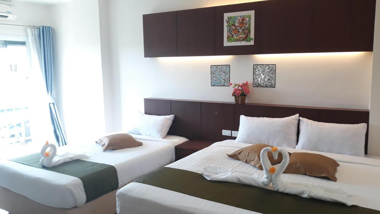 7 Sky Residency Hotel Patong Kültér fotó